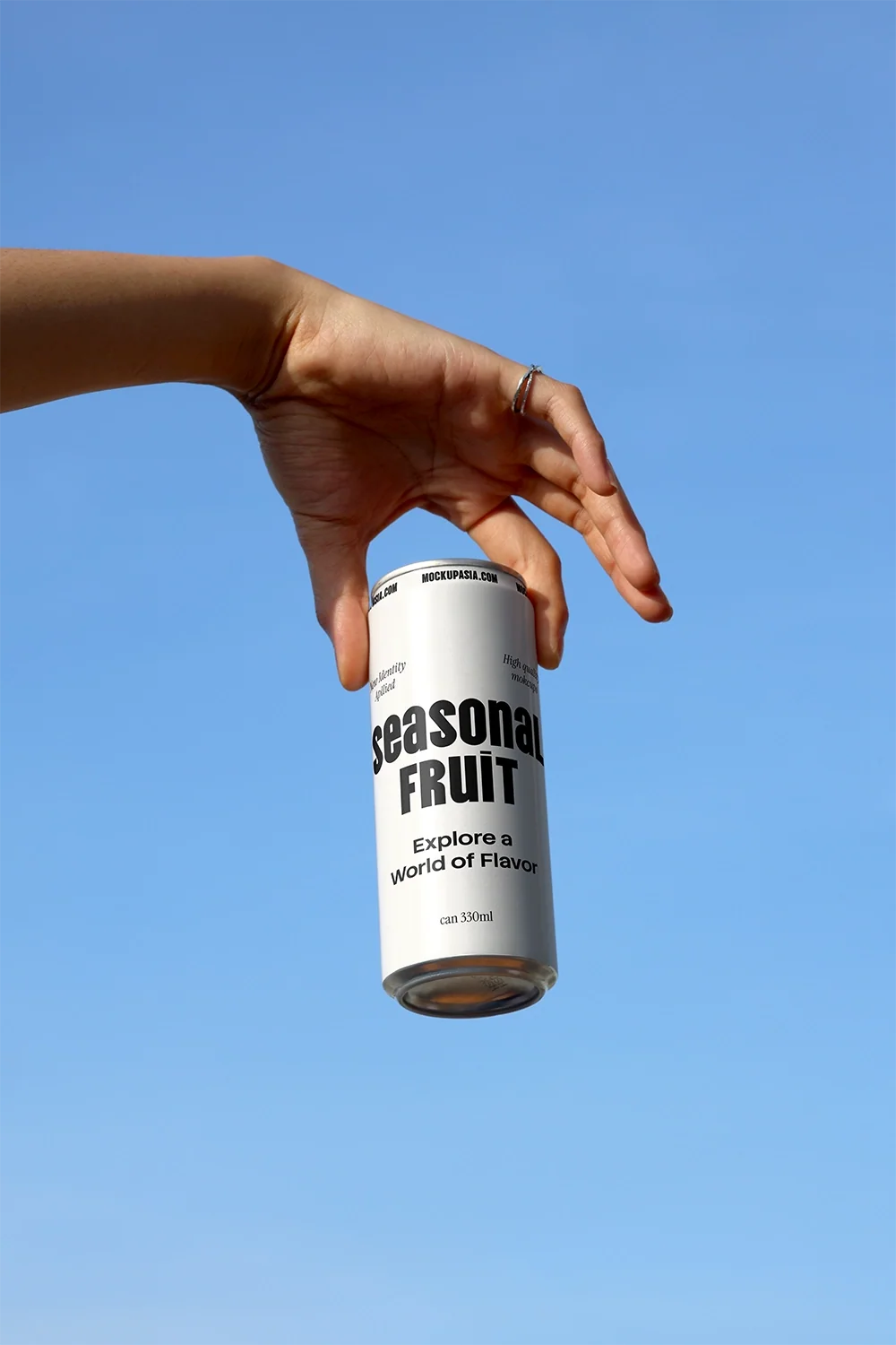 Design Studies: Slim Can Mockup CF31 – Floating, One Hand - Image 2