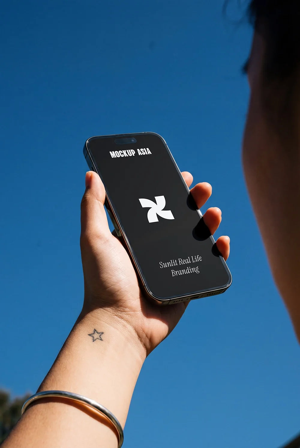 Design Studies: Iphone Mockup -