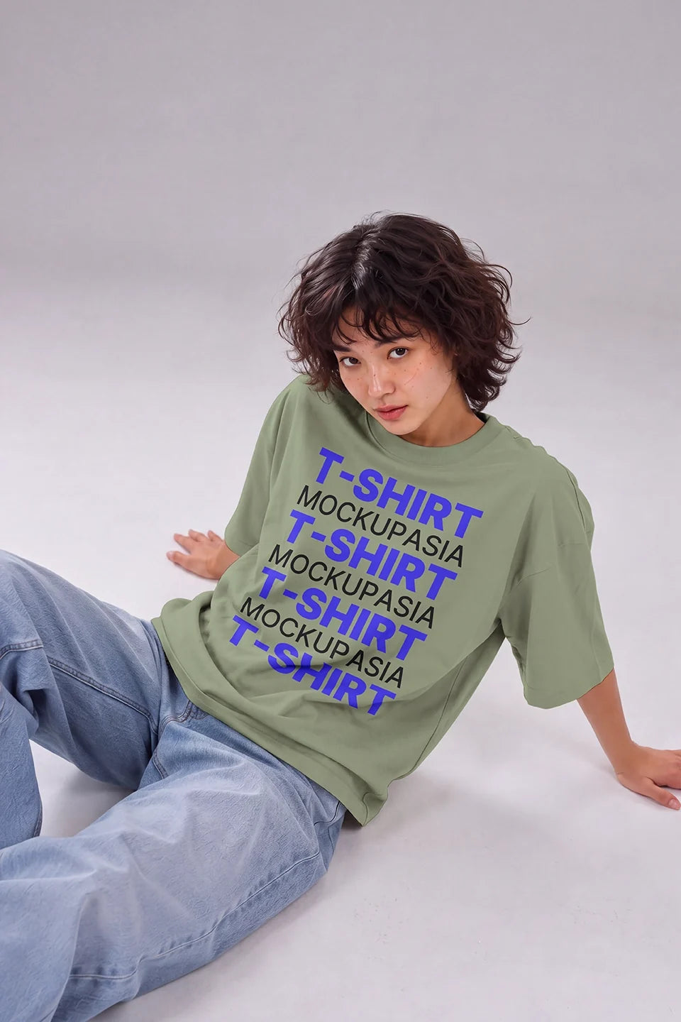 Design Studies: T Shirt Mockup - Image 3