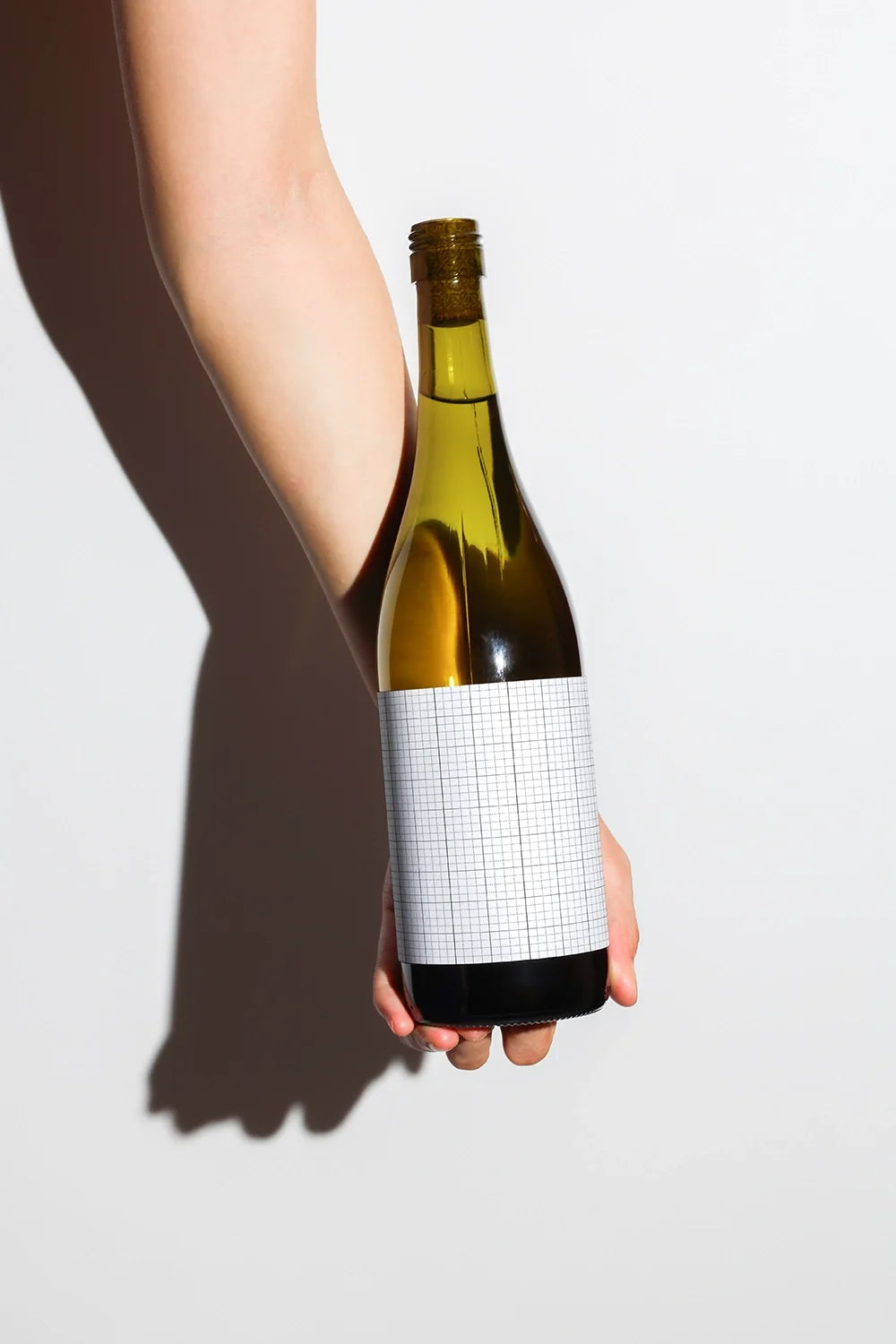 Design Studies: Wine Label Mockup WL05 — PSD Template - Image 3