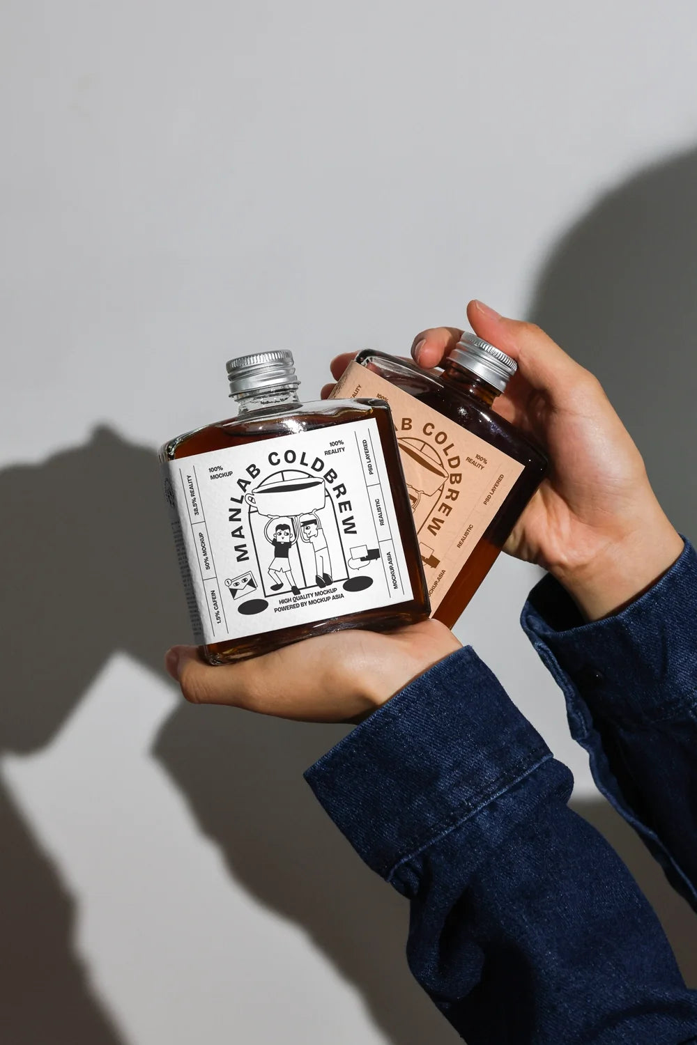 Design Studies: Cold Brew bottle label mockup 07