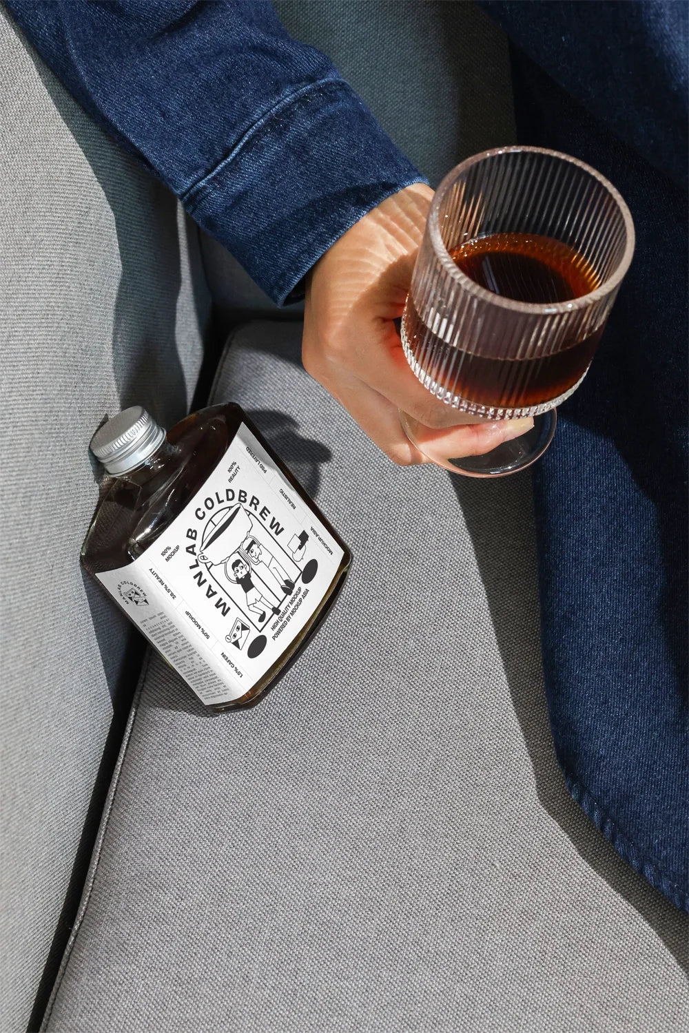 Design Studies: Cold Brew bottle label mockup 10 - Image 2