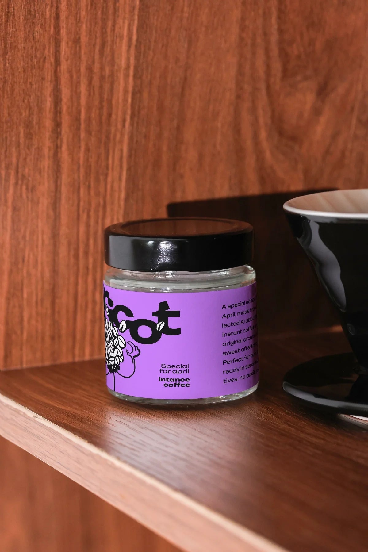 Design Studies: Glass Jar Mockup with Label - Image 3